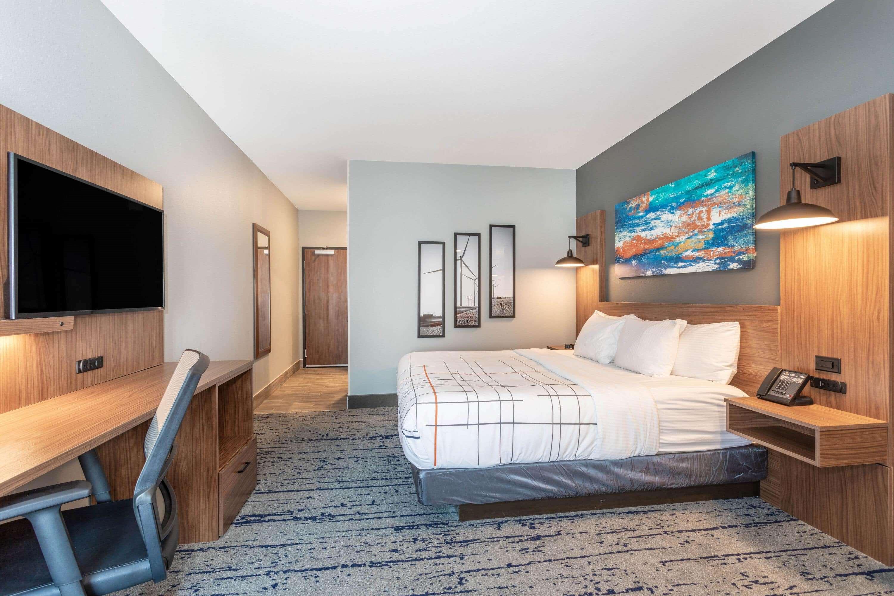 La Quinta Inn & Suites Limon By Wyndham Exterior photo